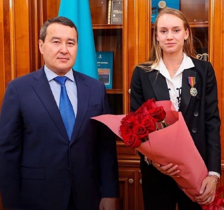 题曲在电视 题曲在电视