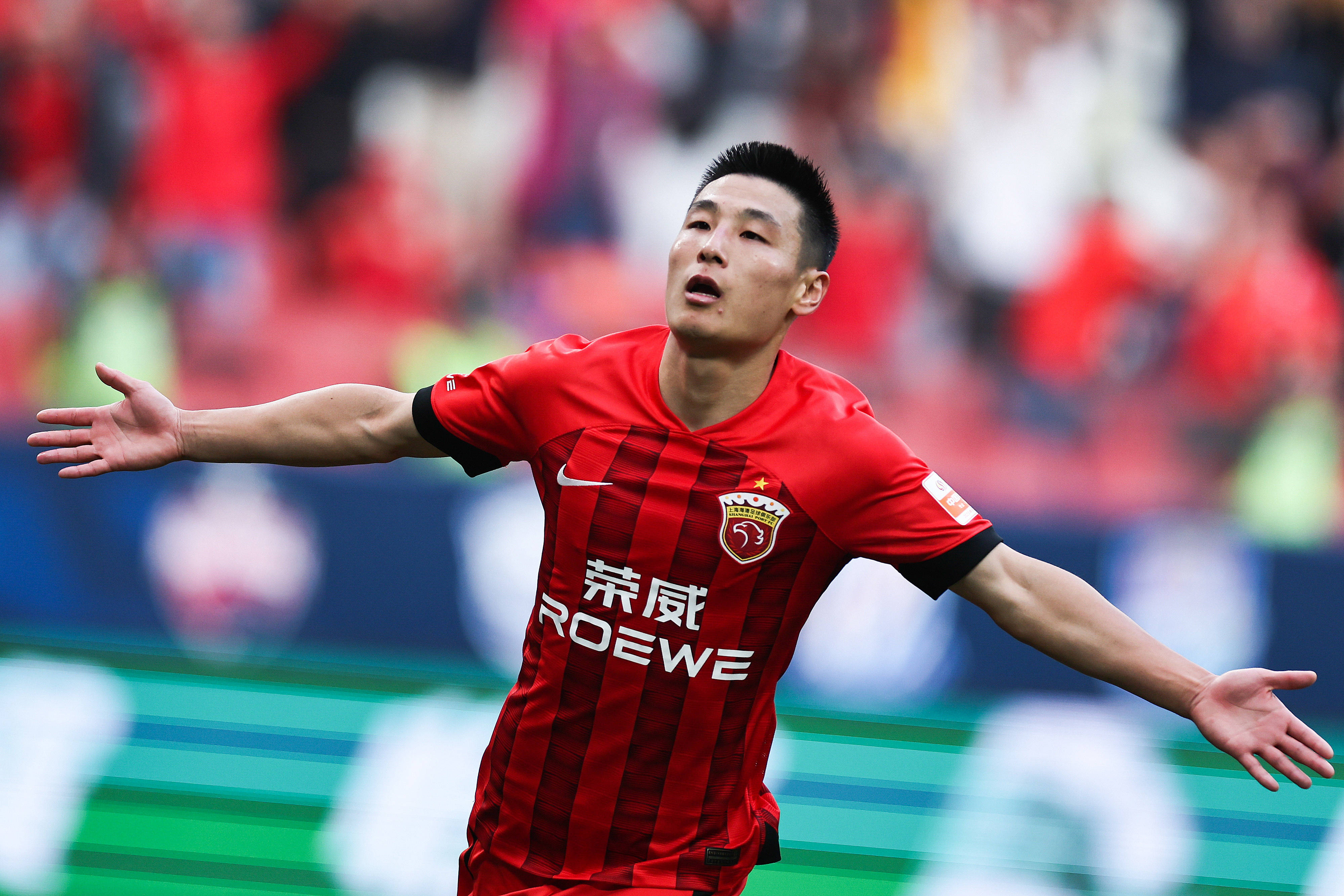 的更加紧密 的更加紧密