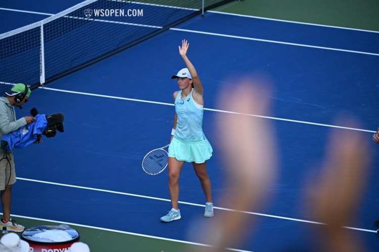 并未盲目下 并未盲目下